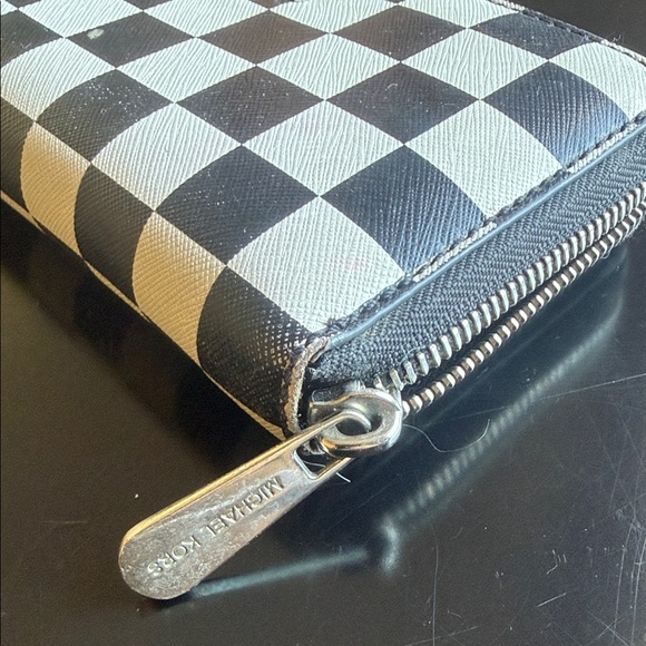 Michael Kors Black and White Checkered Wallet - Picture 8 of 8